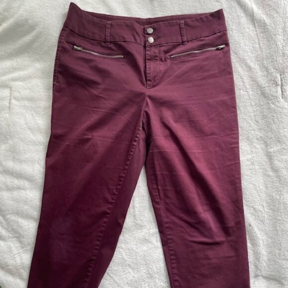 Tinsel Burgandy Cropped Pant - Picture 1 of 5